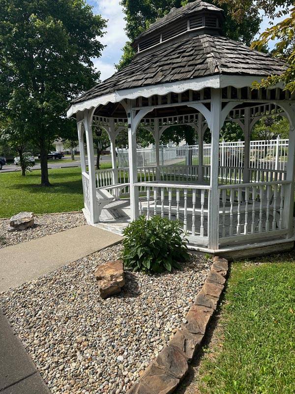 An exterior shot of the Oakview facility, from the Oakview Gallery.